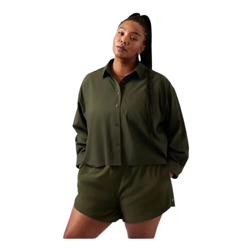 Athleta Plus Size Cropped Stretch Tech Top in Aspen Olive 3X NWOT